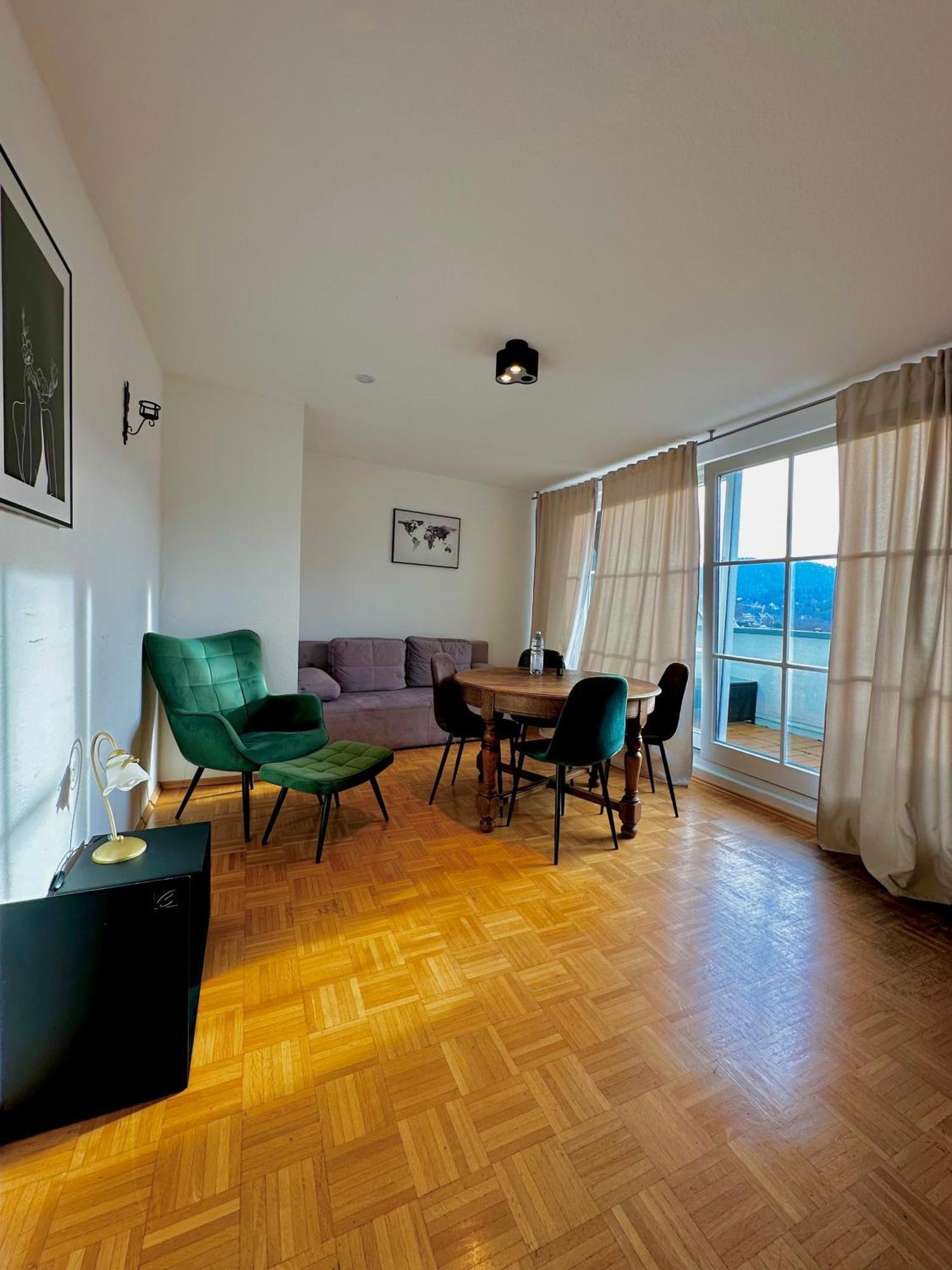 Hirsch Appartements Μπάντεν-Μπάντεν Εξωτερικό φωτογραφία