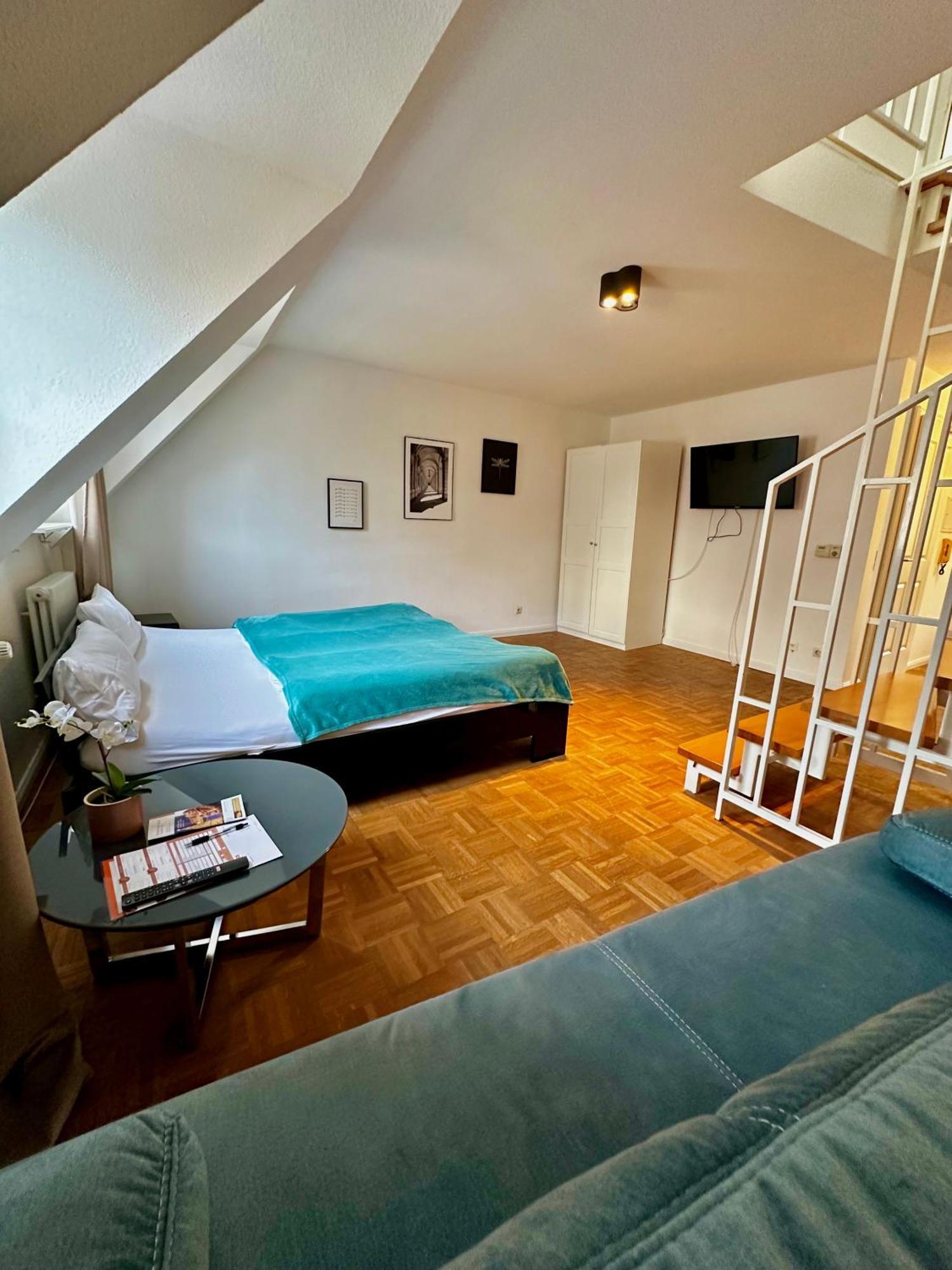 Hirsch Appartements Μπάντεν-Μπάντεν Εξωτερικό φωτογραφία