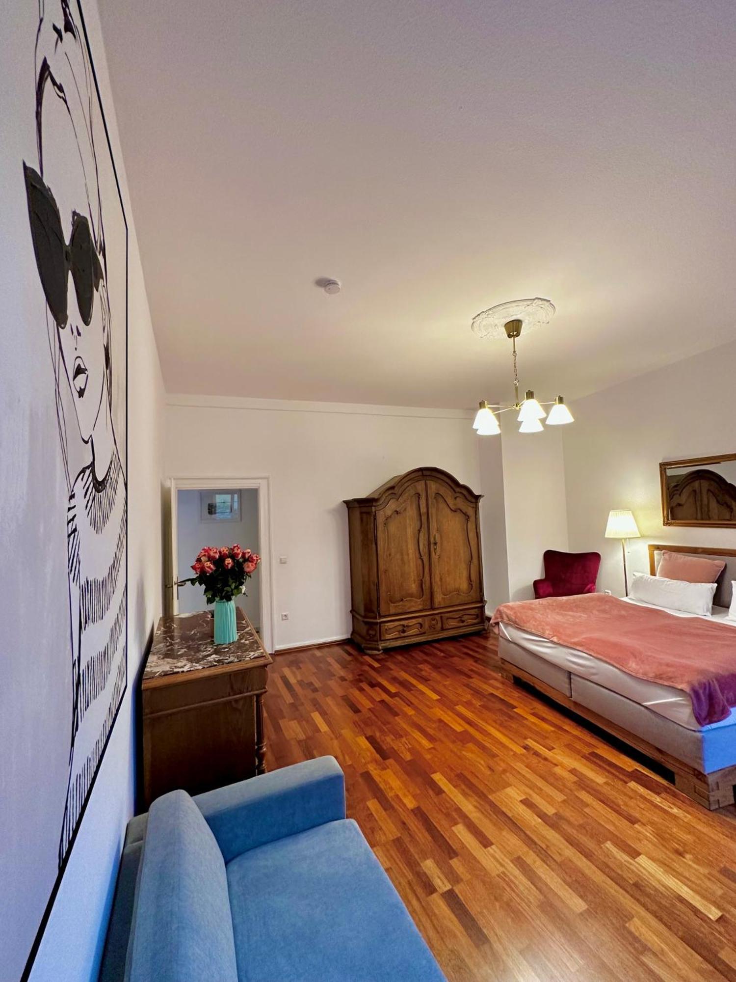 Hirsch Appartements Μπάντεν-Μπάντεν Εξωτερικό φωτογραφία