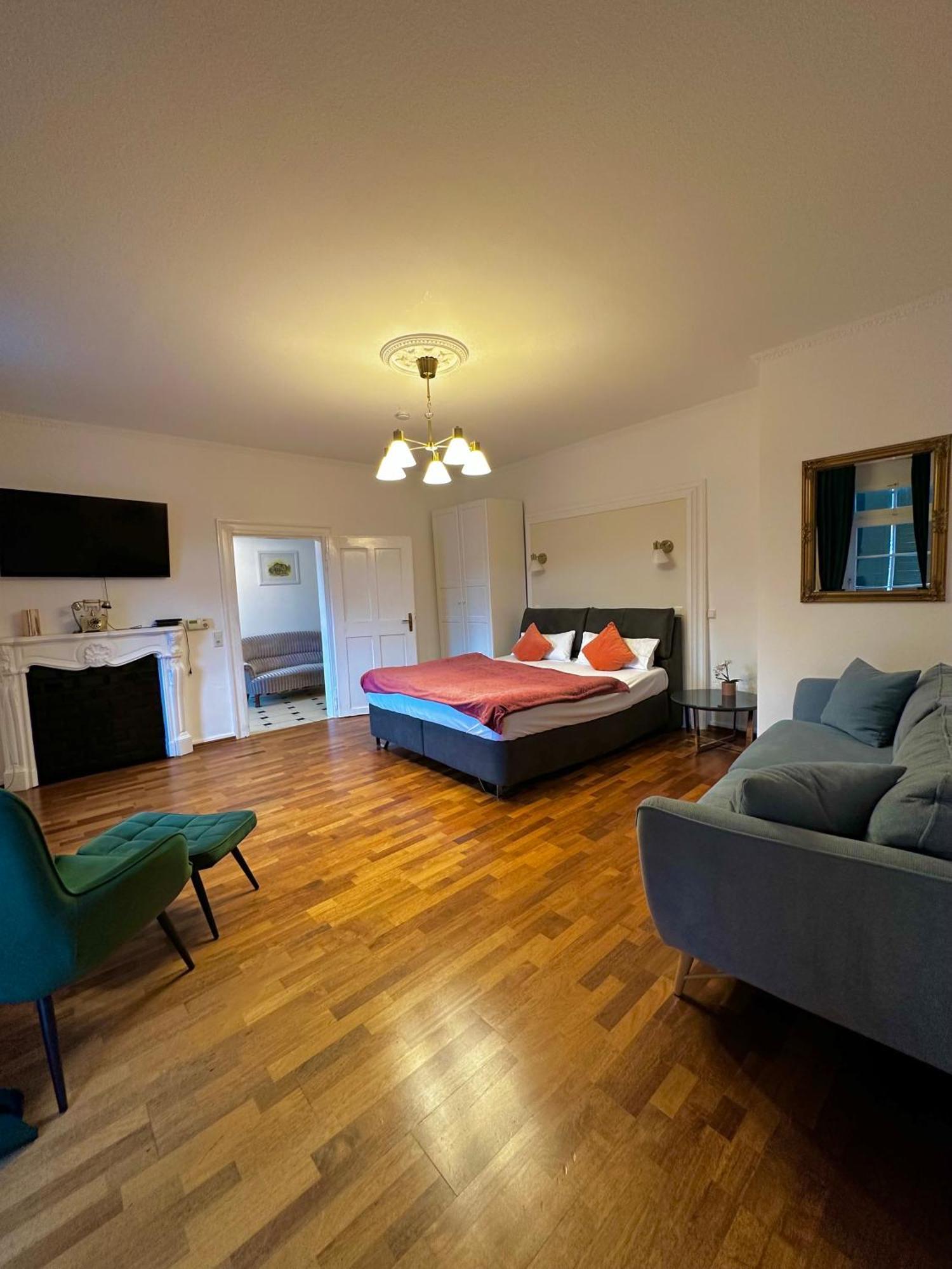 Hirsch Appartements Μπάντεν-Μπάντεν Εξωτερικό φωτογραφία
