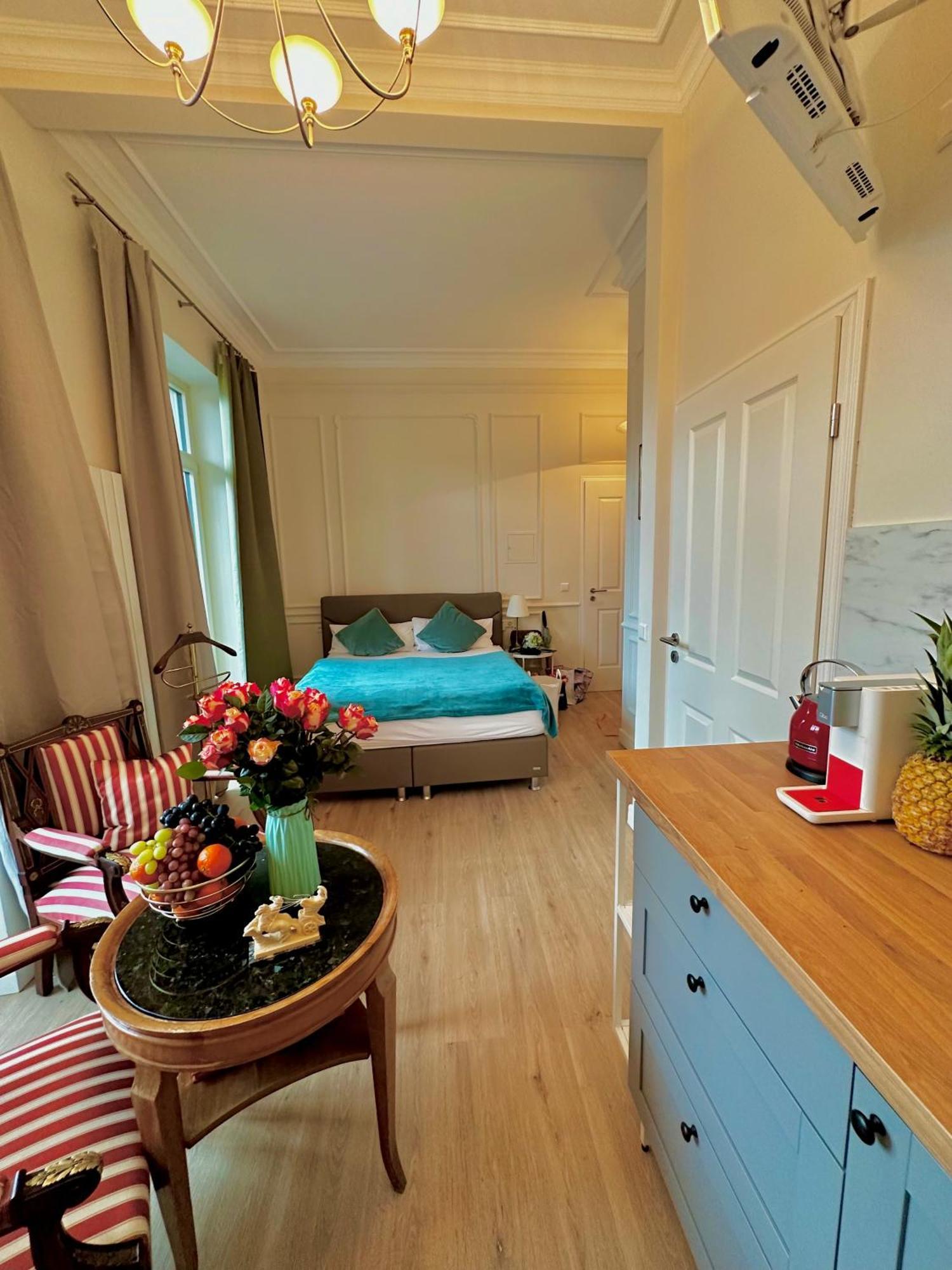 Hirsch Appartements Μπάντεν-Μπάντεν Εξωτερικό φωτογραφία