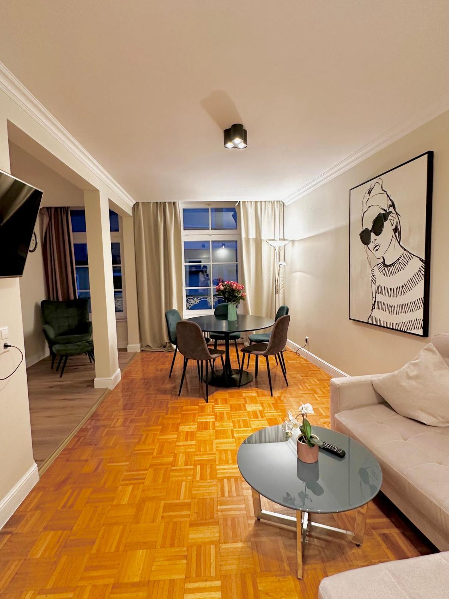 Hirsch Appartements Μπάντεν-Μπάντεν Εξωτερικό φωτογραφία