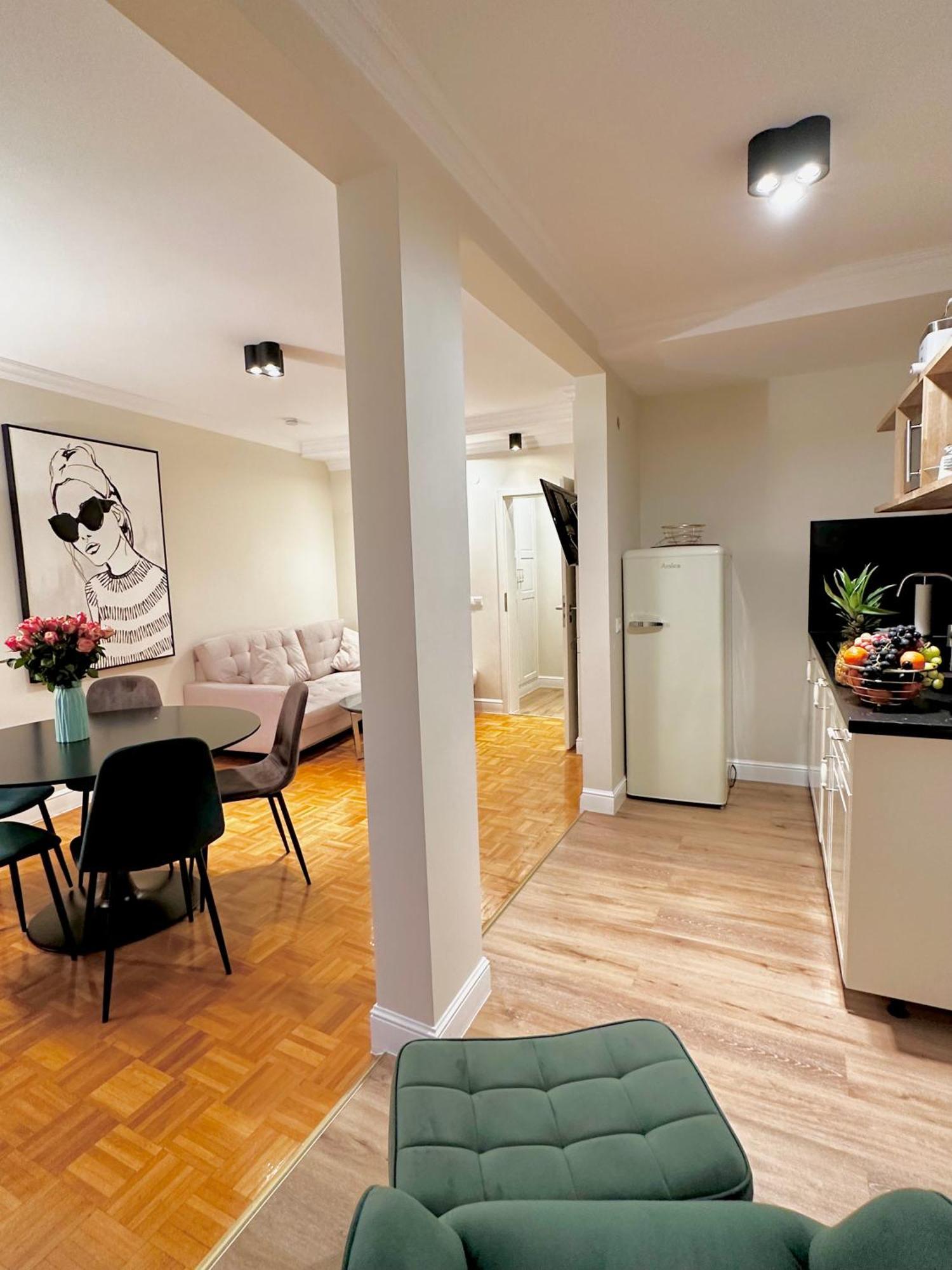 Hirsch Appartements Μπάντεν-Μπάντεν Εξωτερικό φωτογραφία