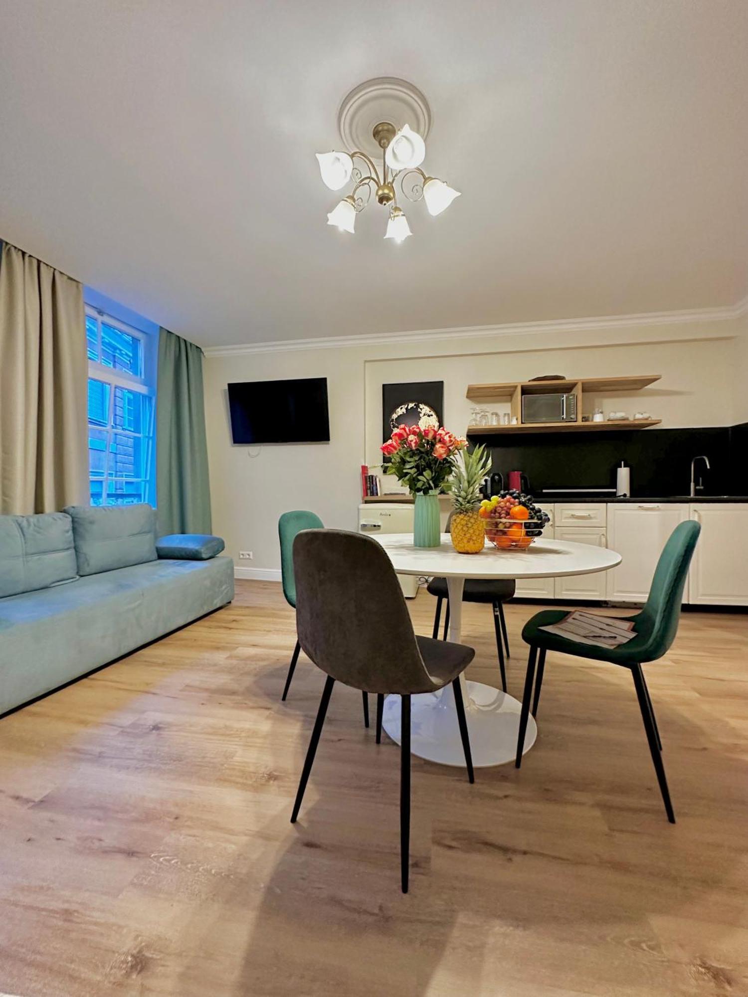 Hirsch Appartements Μπάντεν-Μπάντεν Εξωτερικό φωτογραφία